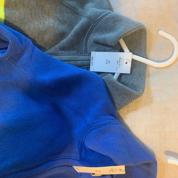 (2) NWT 3/4 Zip GAP Sweaters - Picture 2 of 4